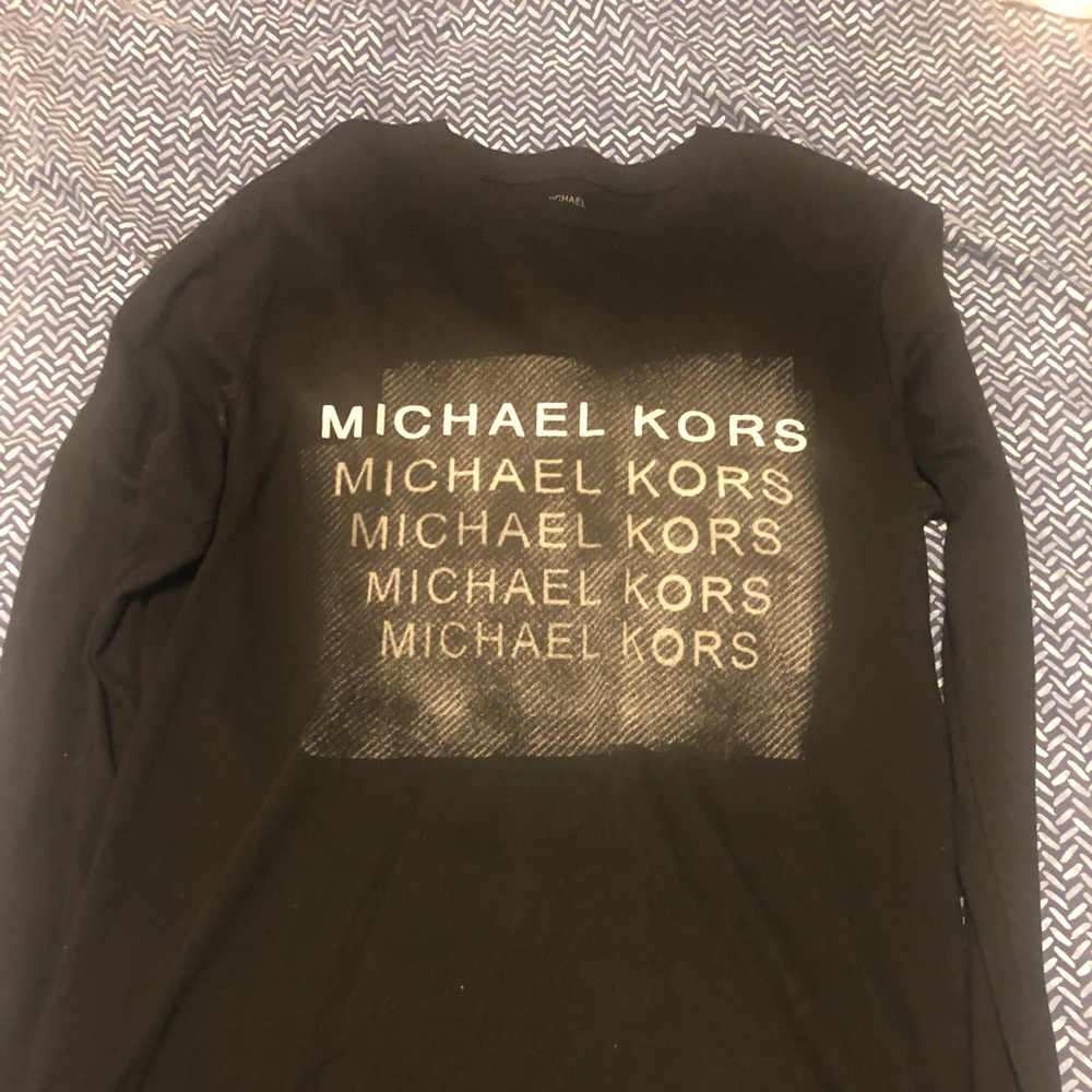 Men’s long sleeve shirt